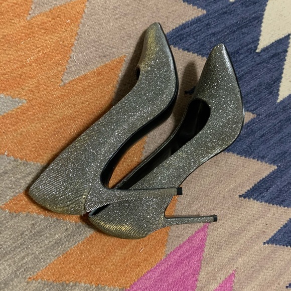 New sparkly Carlos Santana pointy toe heels - Picture 4 of 5